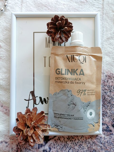 Rozgrzewająca, czarną glinka