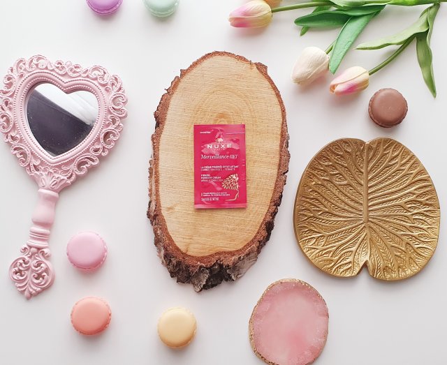 NUXE krem liftingujący do twarzy