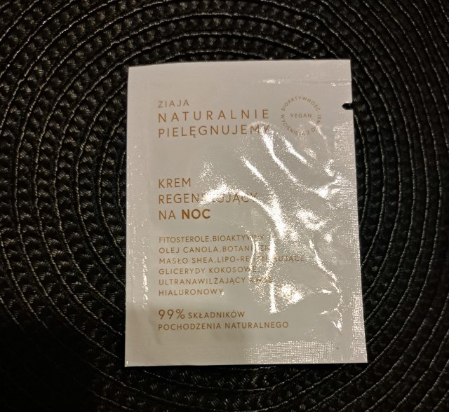 Ziaja Naturalnie Pielęgnujemy, Krem do twarzy, Regenerujący, Na noc