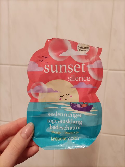 akcja denkowanie! grudzień - kosmetyki w świątecznych opakowaniach i świątecznych kolorach 🎄❄️⛄🎀🎁🎅