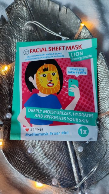 Action Maska do twarzy w płacie, Facial Sheet Mask, Relax and Take a Selfie, Lion, Pomegranate