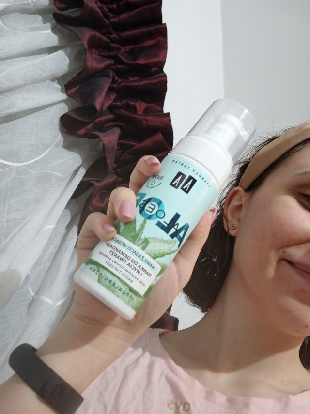 AA Aloes, Pianka do demakijażu i mycia twarzy, Nawilżająco-kojąca, Każdy typ cery