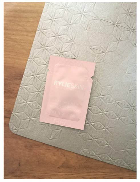 Maska, kylie skin