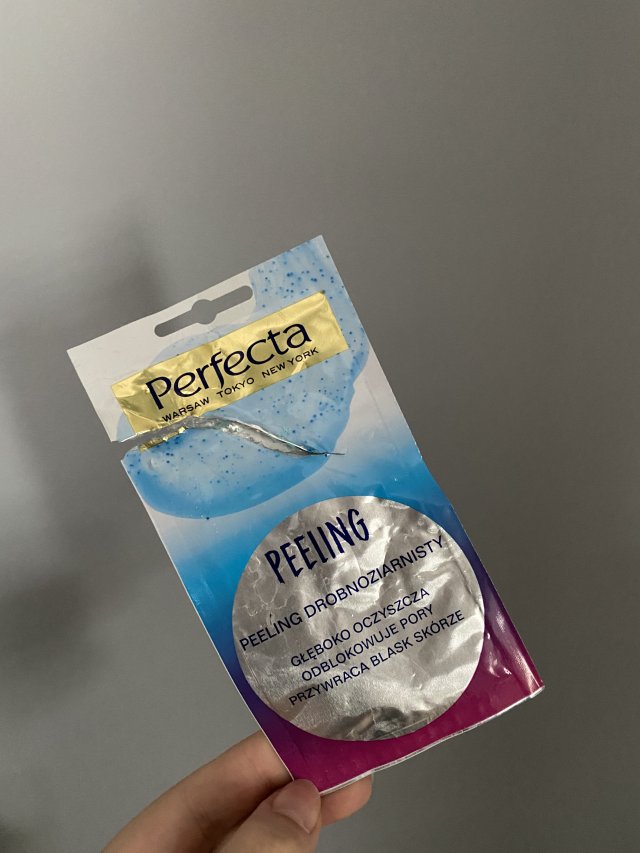 akcja denkowanie! grudzień - kosmetyki w świątecznych opakowaniach i świątecznych kolorach 🎄❄️⛄🎀🎁🎅