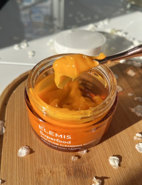 Elemis Superfood, AHA Glow Cleansing Butter, masełko do oczyszczania twarzy