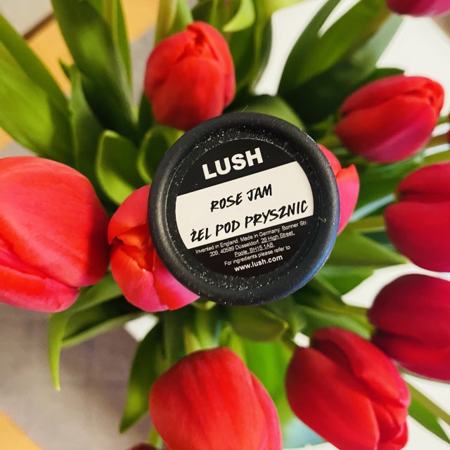 LUSH Żel pod prysznic, Rose Jam