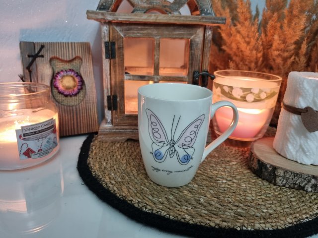 kubek porcelanowy motyl