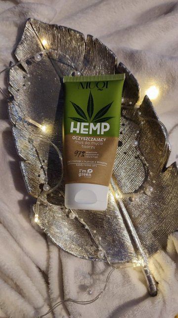 NIUQI Hemp, Mus do mycia twarzy, Oczyszczający