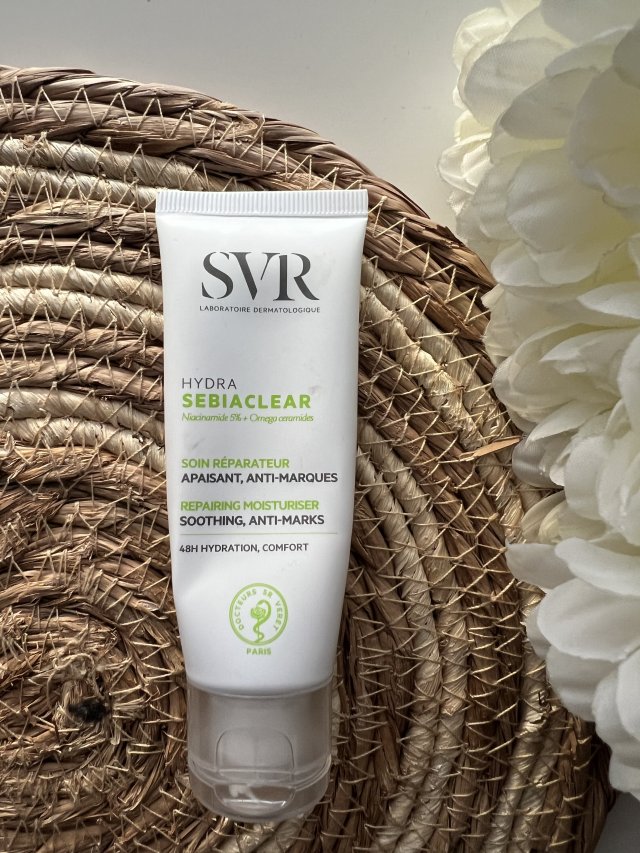 SVR Sebiaclear, Hydra, Krem do twarzy, Intensywnie nawilżający, Niacynamid 5% i omega ceramidy