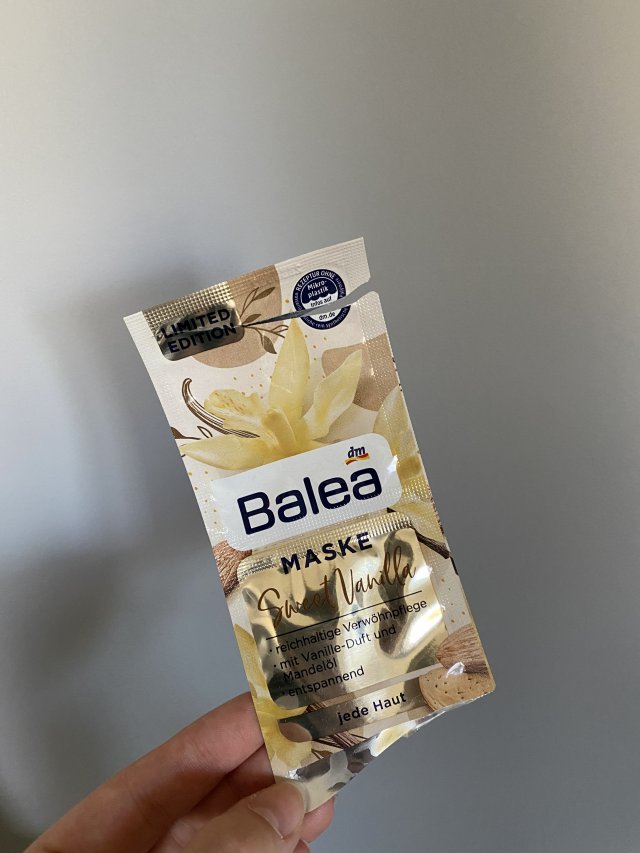 akcja denkowanie! grudzień - kosmetyki w świątecznych opakowaniach i świątecznych kolorach 🎄❄️⛄🎀🎁🎅