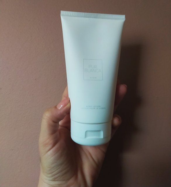 Avon Balsam do ciała, Pur Blanca 