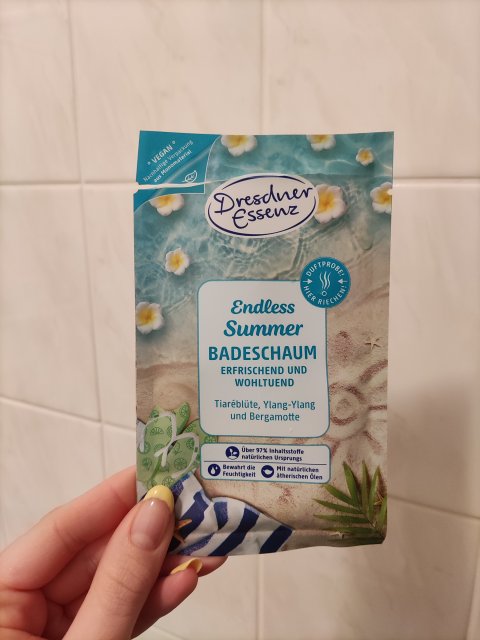 akcja denkowanie! grudzień - kosmetyki w świątecznych opakowaniach i świątecznych kolorach 🎄❄️⛄🎀🎁🎅