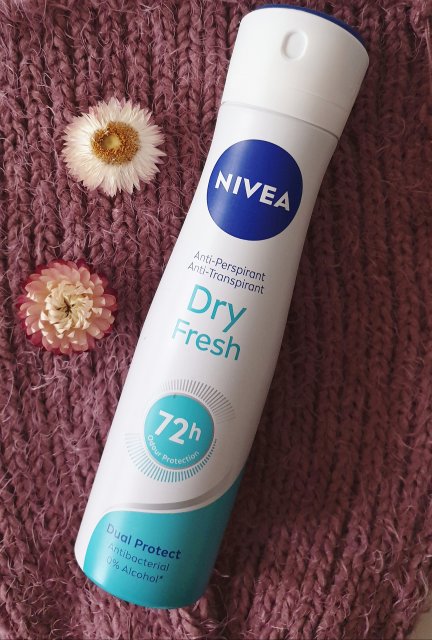 Nivea Antyperspirant w sprayu, Dry Fresh