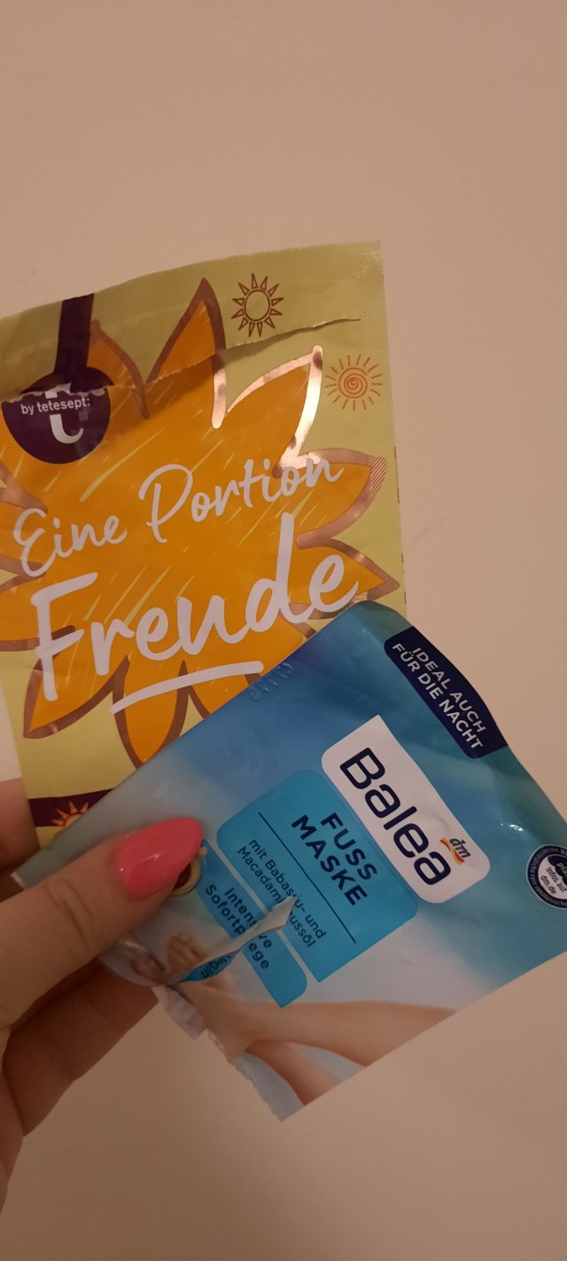 akcja denkowanie! grudzień - kosmetyki w świątecznych opakowaniach i świątecznych kolorach 🎄❄️⛄🎀🎁🎅