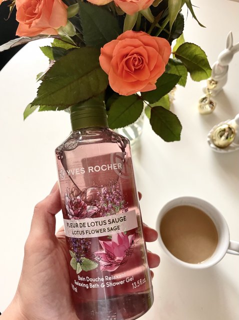 Yves Rocher Relaksujący żel pod prysznic i do kąpieli kwiat lotosu i szałwia 