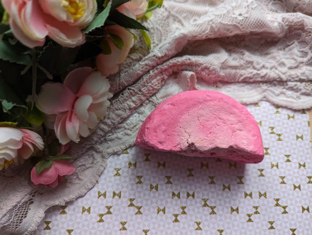 lush bubble bar snow fairy roll