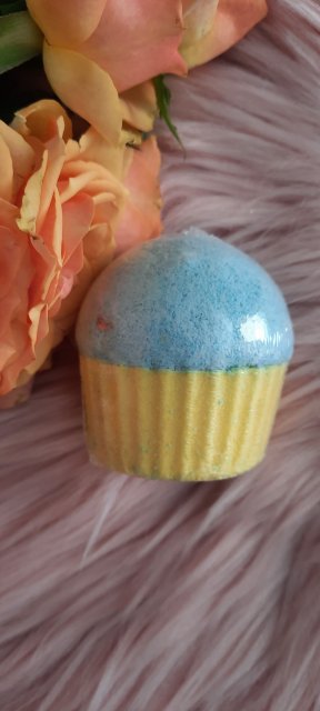 akcja denkowanie! grudzień - kosmetyki w świątecznych opakowaniach i świątecznych kolorach 🎄❄️⛄🎀🎁🎅