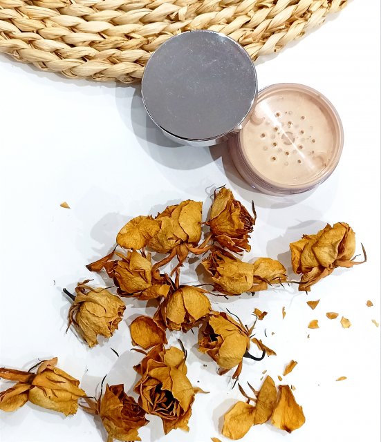 Mary Kay, Mineral Powder Foundation (Mineralny podkład pudrowy)