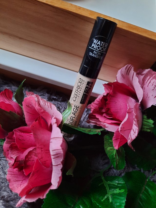 korektor catrice 007