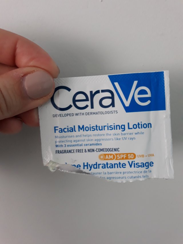 akcja denkowanie! grudzień - kosmetyki w świątecznych opakowaniach i świątecznych kolorach 🎄❄️⛄🎀🎁🎅