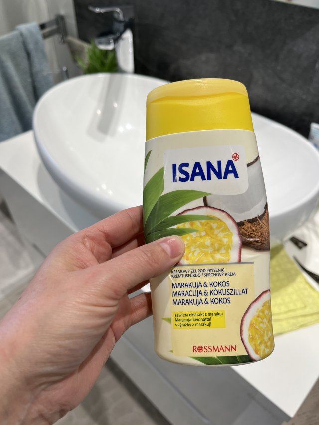 akcja denkowanie! grudzień - kosmetyki w świątecznych opakowaniach i świątecznych kolorach 🎄❄️⛄🎀🎁🎅