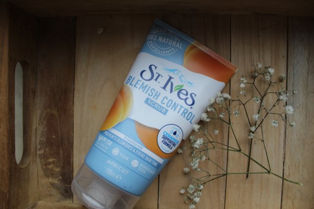 St. Ives Scrub do twarzy, Morela, Blemish Control