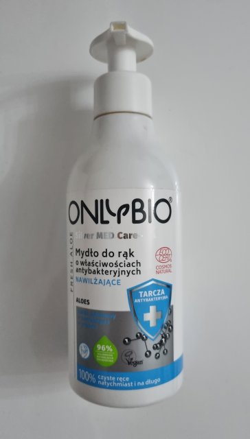 akcja denkowanie! grudzień - kosmetyki w świątecznych opakowaniach i świątecznych kolorach 🎄❄️⛄🎀🎁🎅