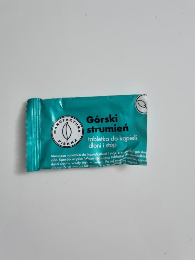 akcja denkowanie! grudzień - kosmetyki w świątecznych opakowaniach i świątecznych kolorach 🎄❄️⛄🎀🎁🎅