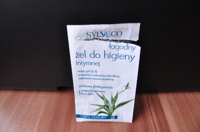 Próbka łagodnego żelu do higieny intymnej. Babka lancetowata, kora dębu Sylveco