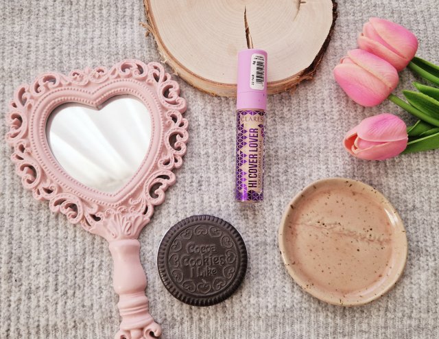 Claresa Hi Cover Lover Liquid Camouflage, Korektor, Mocno kryjący, nr 22 Fair