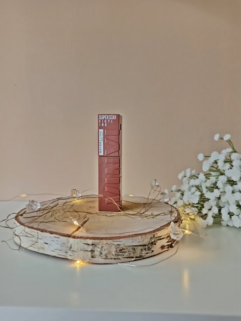 Maybelline Super Stay, Vinyl ink, Pomadka do ust w płynie, Winylowa, nr 95 Captivated
