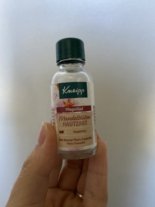 akcja denkowanie! grudzień - kosmetyki w świątecznych opakowaniach i świątecznych kolorach 🎄❄️⛄🎀🎁🎅