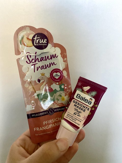 akcja denkowanie! grudzień - kosmetyki w świątecznych opakowaniach i świątecznych kolorach 🎄❄️⛄🎀🎁🎅