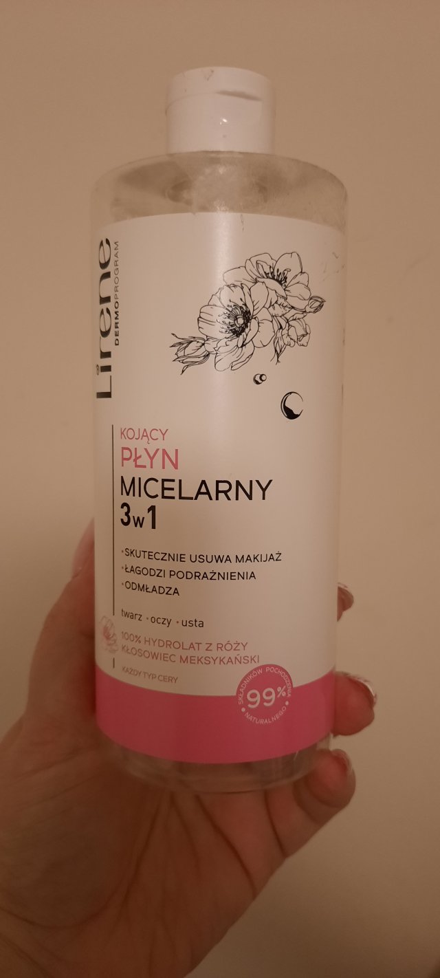 akcja denkowanie! grudzień - kosmetyki w świątecznych opakowaniach i świątecznych kolorach 🎄❄️⛄🎀🎁🎅