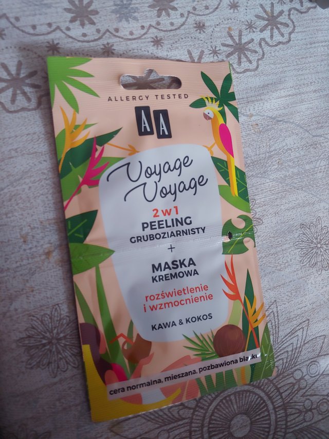 AA Voyage Voyage, 2w1 Peeling gruboziarnisty + maska kremowa, Kawa & Kokos