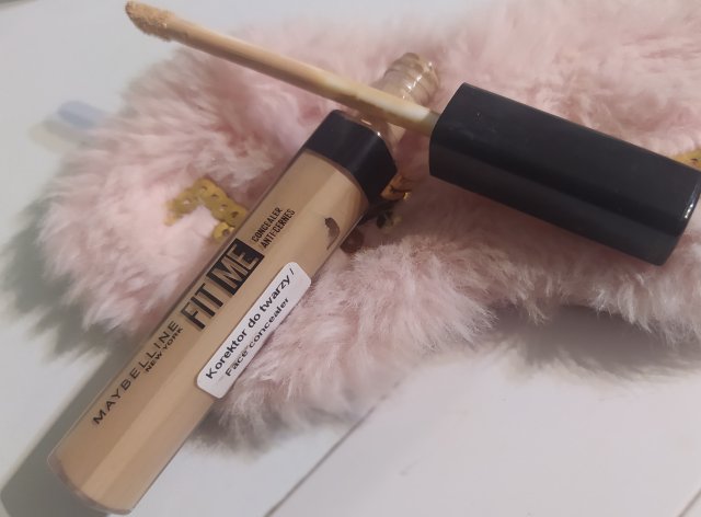 Fit Me, Luminous+ Smooth, Normal to dry, 110 Porcelain 