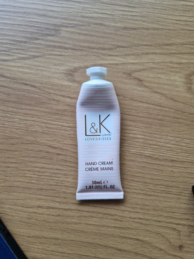 akcja denkowanie! grudzień - kosmetyki w świątecznych opakowaniach i świątecznych kolorach 🎄❄️⛄🎀🎁🎅