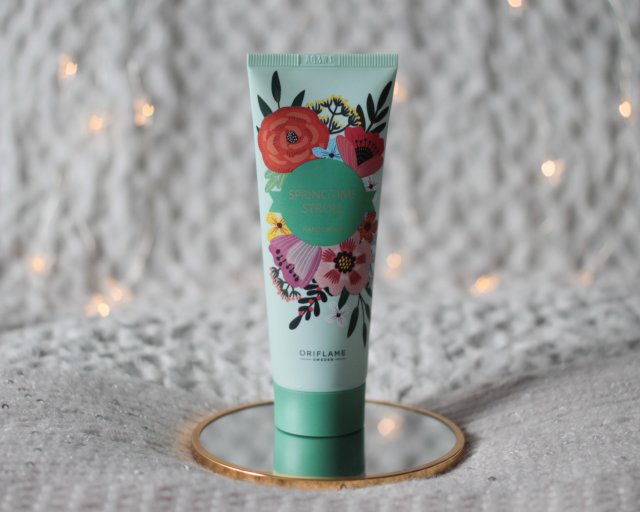 Oriflame Krem do rąk Springtime Stroll