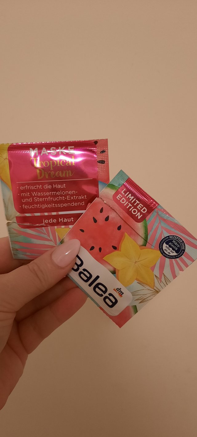 akcja denkowanie! grudzień - kosmetyki w świątecznych opakowaniach i świątecznych kolorach 🎄❄️⛄🎀🎁🎅