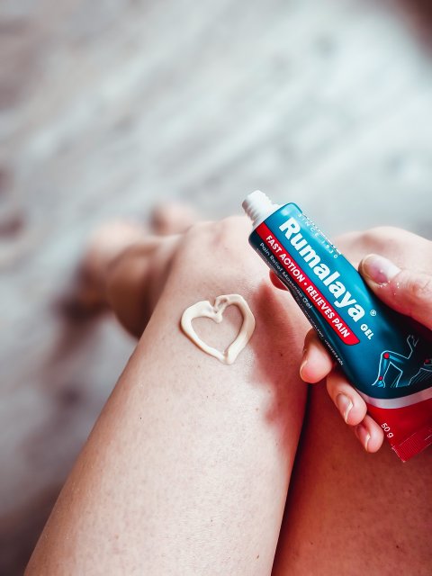 Himalaya Herbals Rumalaya, Żel kojący