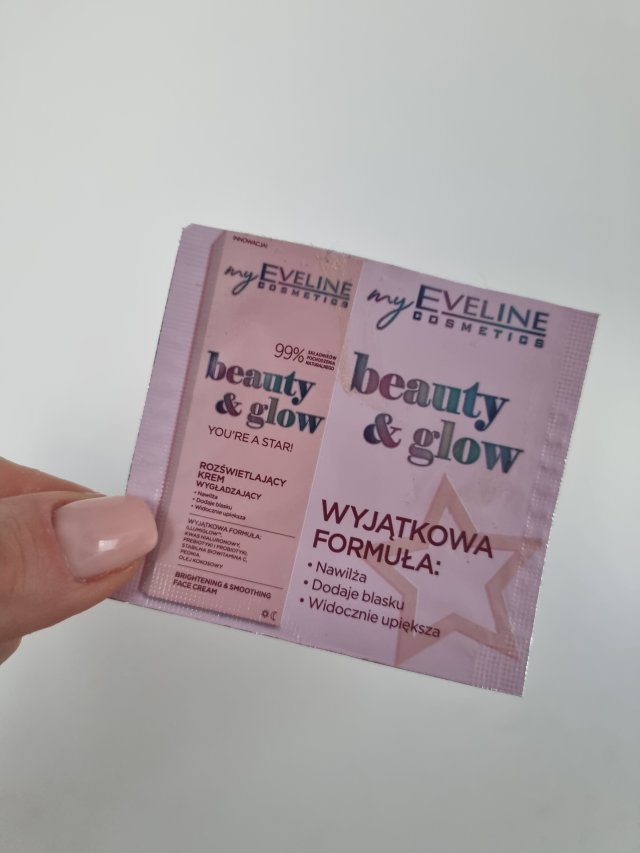 akcja denkowanie! grudzień - kosmetyki w świątecznych opakowaniach i świątecznych kolorach 🎄❄️⛄🎀🎁🎅