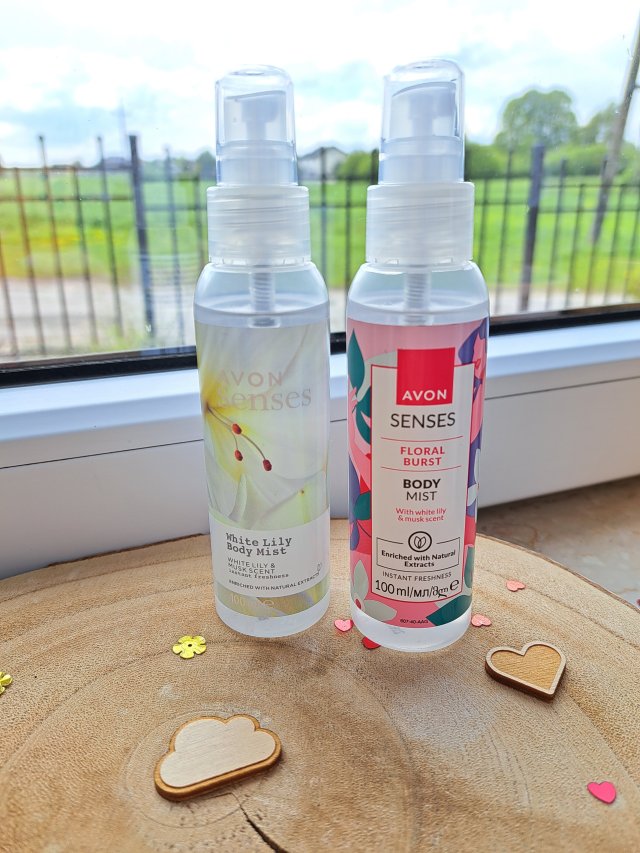 Avon Senses, Mgiełka do ciała, White Lily & Musk 