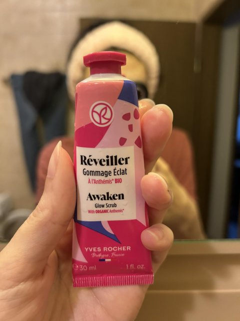 Yves Rocher Peeling do twarzy, Gommage Granite Eclat, Przywracający blask