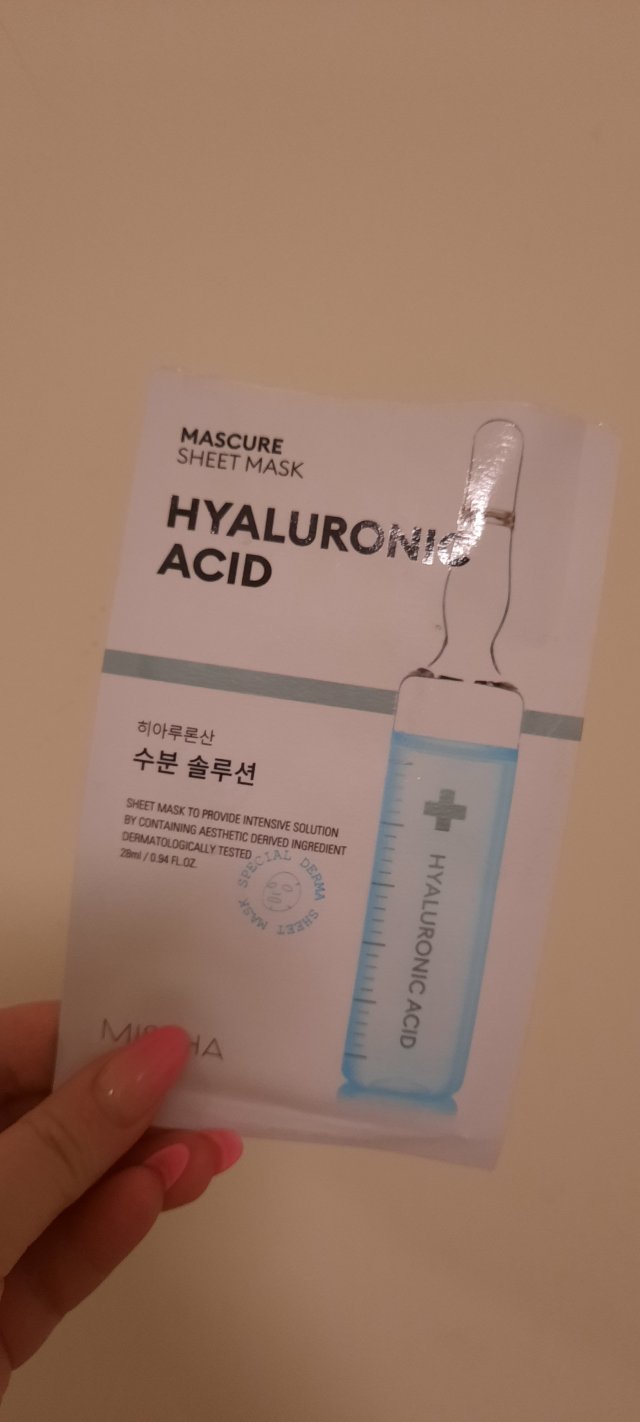 Denkowanie część druga :) Grudzień, kosmetyki w świątecznych opakowaniach lub w świątecznych kolorach: czerwonym, zielonym i złotym 