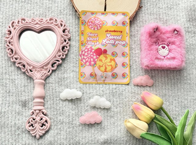 Maxbrands Marketing B.V. Face Sheet Mask, Maseczka do twarzy w płacie, Sweet Lolli Pop, Truskawka