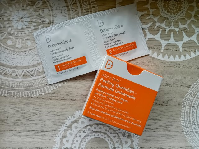 Dr. Dennis Gross Skincare Alpha Beta, Universal Daily Peel, Chusteczka peelingująca + neutralizator