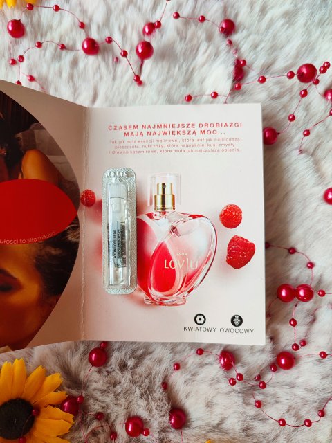 Woda perfumowana Avon LovU 