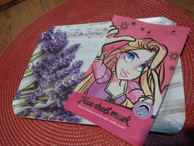 Topbrands Europe B.V. Disney Princess, Maska do twarzy w płacie, Głęboko oczyszczająca, Ekstrakt z wanilii, Roszpunka