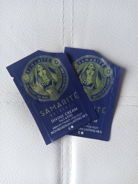 Denkowanie część druga :) Grudzień, kosmetyki w świątecznych opakowaniach lub w świątecznych kolorach: czerwonym, zielonym i złotym 