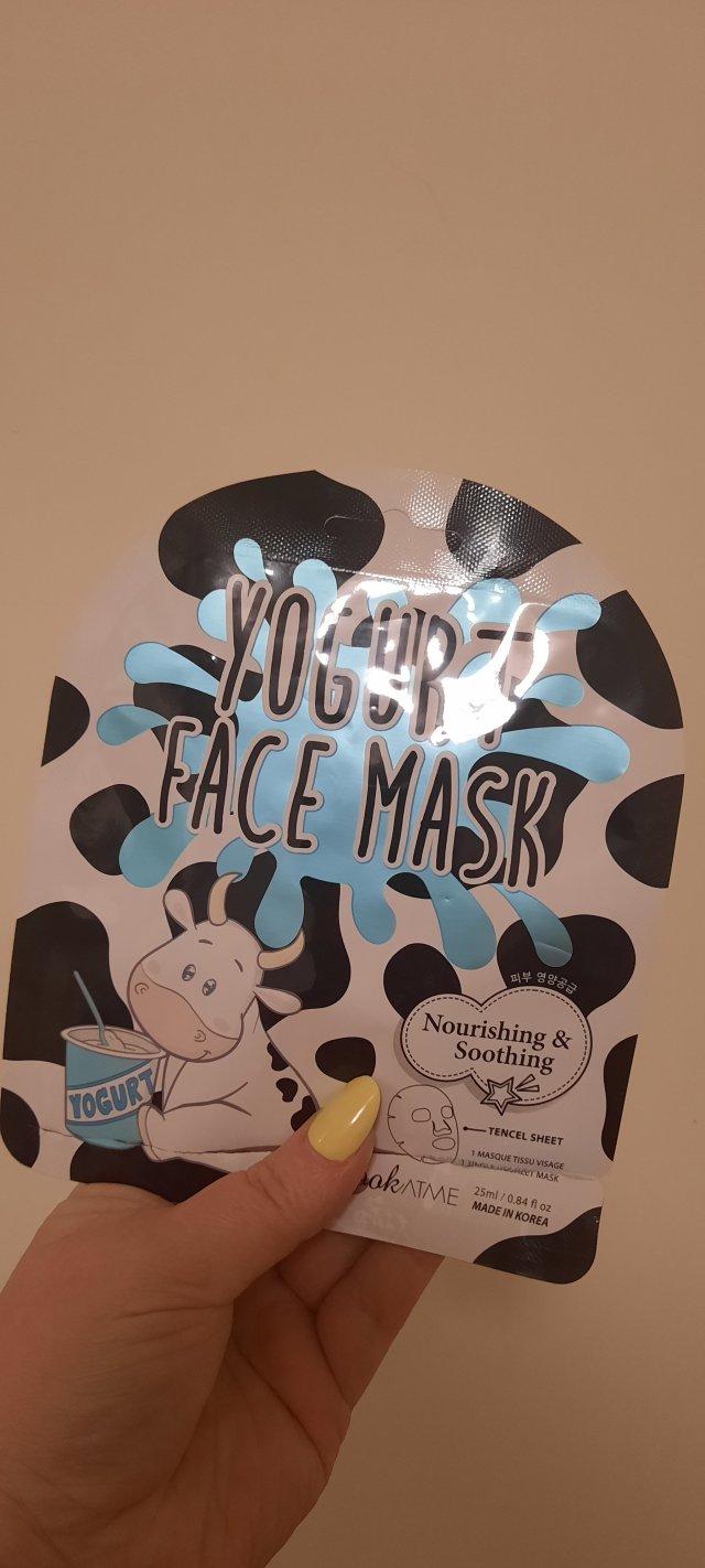 Denkowanie część druga :) Grudzień, kosmetyki w świątecznych opakowaniach lub w świątecznych kolorach: czerwonym, zielonym i złotym 